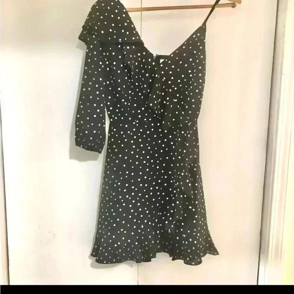One Sleeve Polka Dot Dress - Picture 3 of 6